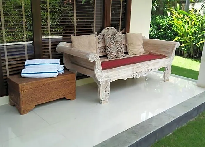 ホテル Mahayana 3br -7min Access & 10min To Canggu 5*