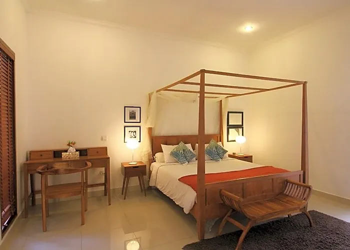 Mahayana 3br -7min Access & 10min To Canggu バリ島